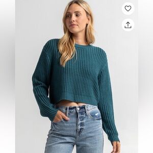 FULL TILT Womens Pullover Crew Neck
Sweater size SMALL